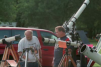 Astrofest 1997 Image (C)1997 Vic Winter/ICSTARS Astronomy